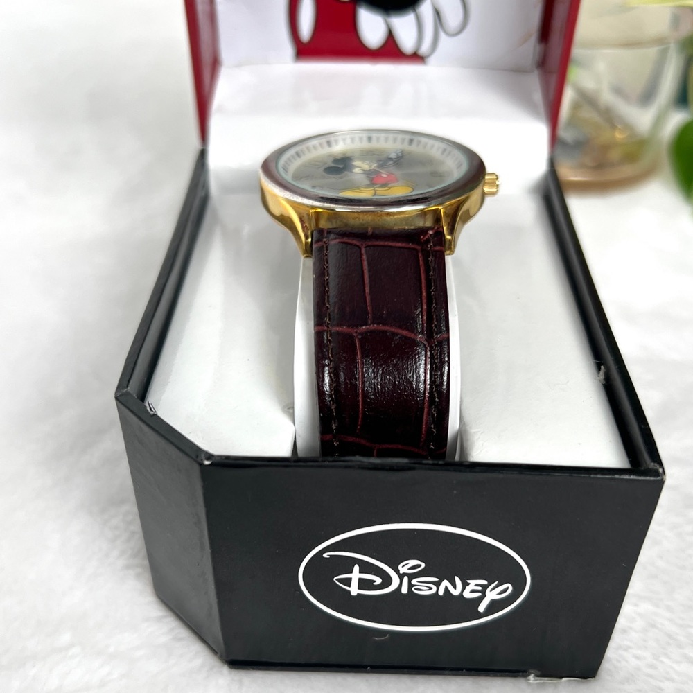 Mickey Mouse Watch - Picture 3 of 12